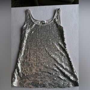 Old Navy Silver Sequin Tank‎ Top L | Sparkly Holiday Party Blouse